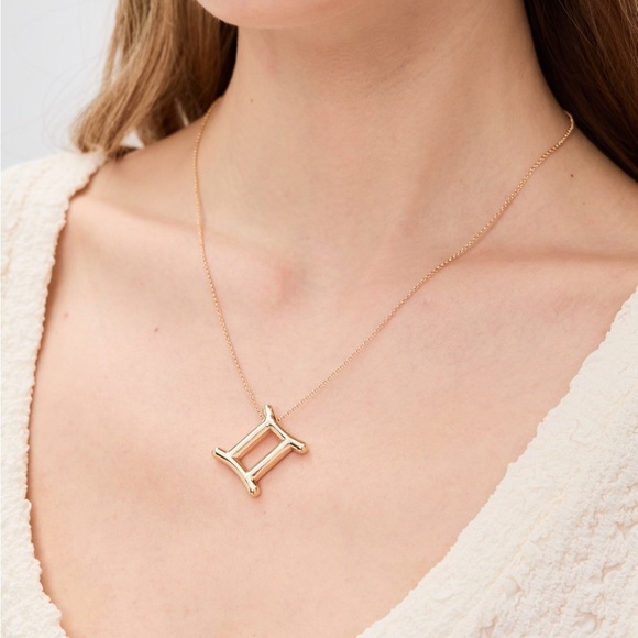 NWT Baublebar Gemini Zodiac Necklace - Picture 1 of 4